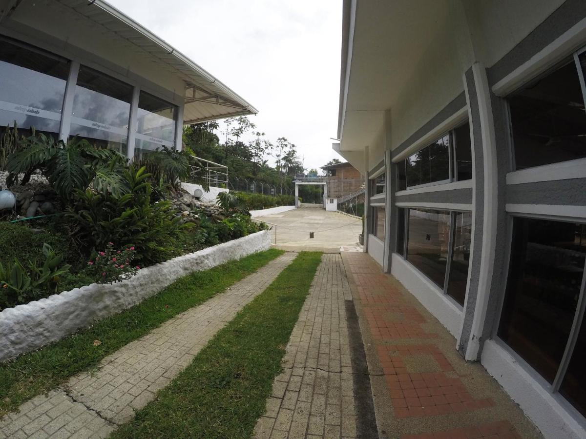 Sky Club Eco Hotel Belen de Umbria Ngoại thất bức ảnh
