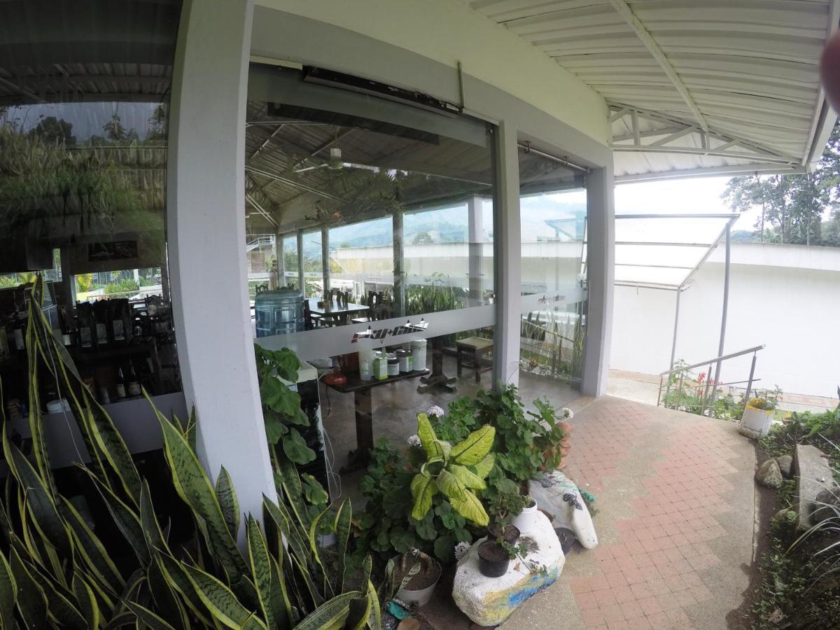 Sky Club Eco Hotel Belen de Umbria Ngoại thất bức ảnh