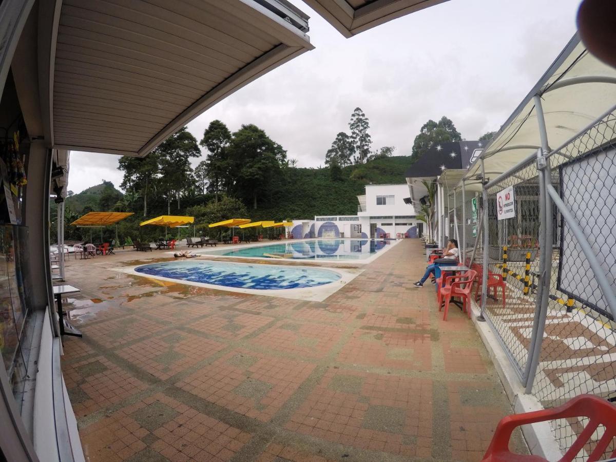 Sky Club Eco Hotel Belen de Umbria Ngoại thất bức ảnh