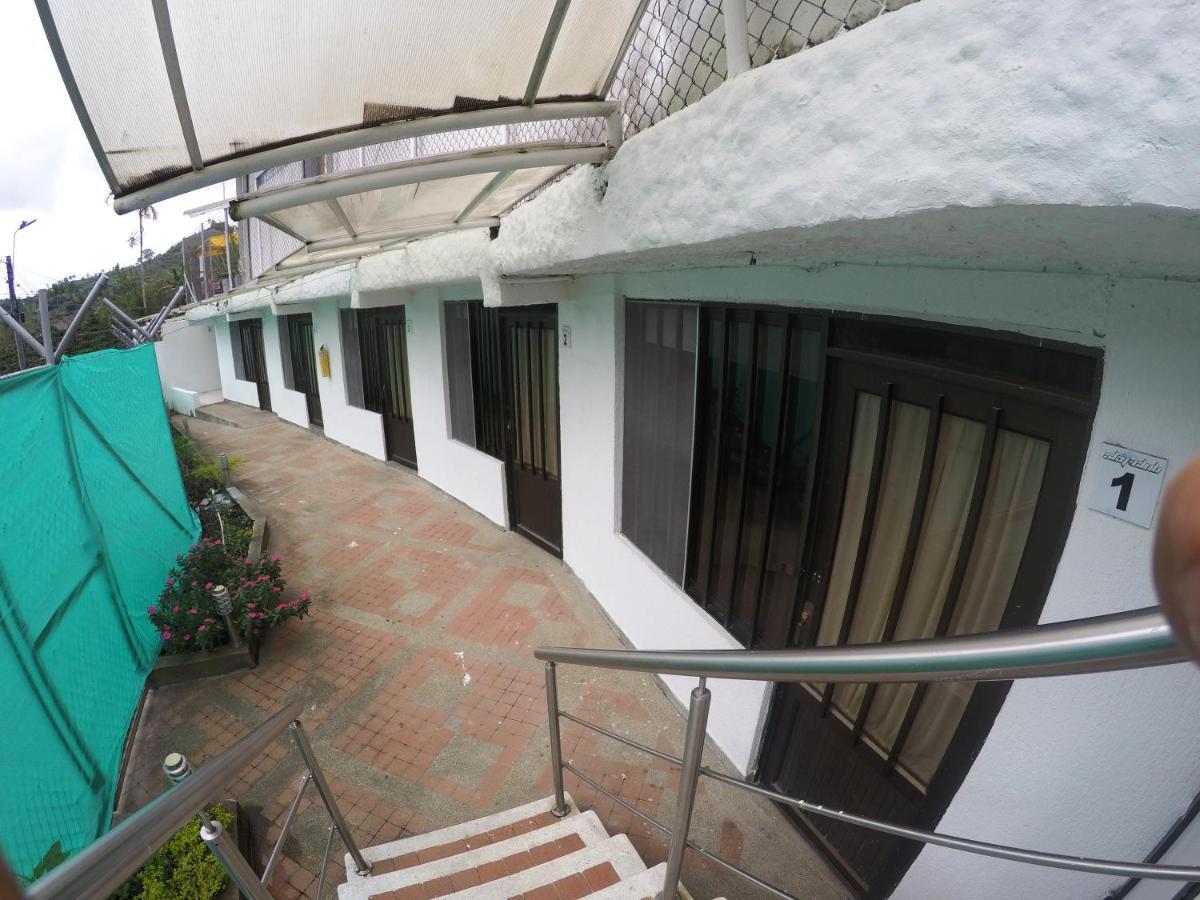 Sky Club Eco Hotel Belen de Umbria Ngoại thất bức ảnh