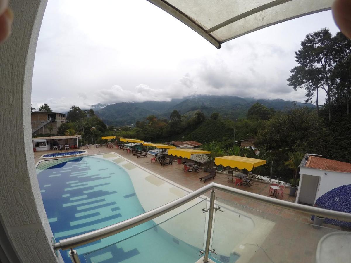 Sky Club Eco Hotel Belen de Umbria Ngoại thất bức ảnh
